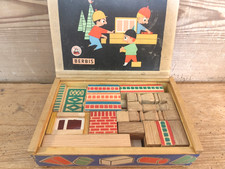 Berbis Blumenau Holzbaukasten